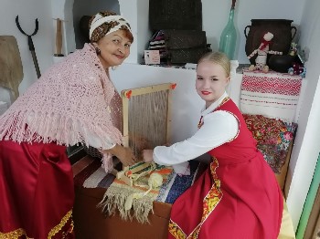 �����������